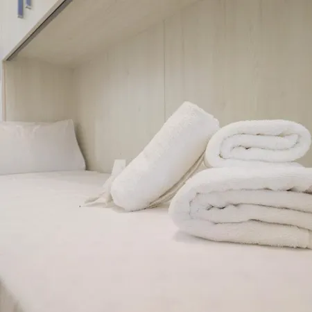 Apartmán Elegant Chic - Center 10 Min, Ac, Wifi, Metro 1min *